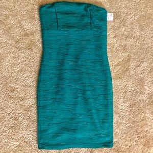 NWT Strapless Teal Dress Size Small